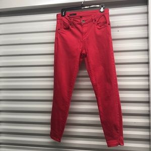 Women’s jeans